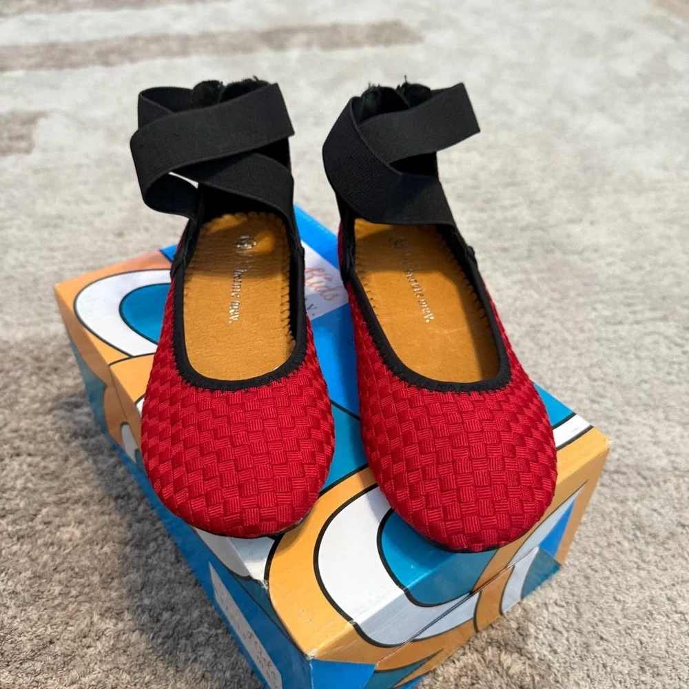 Bernie Mev Kids Red Woven Ballet Flats Black Elastic Ankle Strap Back Zip Kids 1